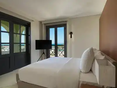 Bellevue Beach - 3