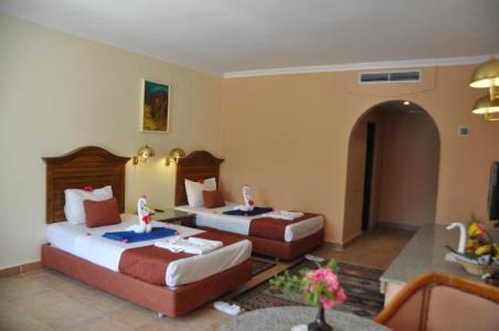 Aladdin Beach Resort - Families and Couples Only - 44