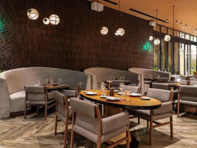 Novotel World Trade Centre Dubai - 15