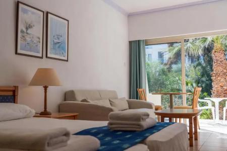 Paphos Gardens Holiday Resort - 5