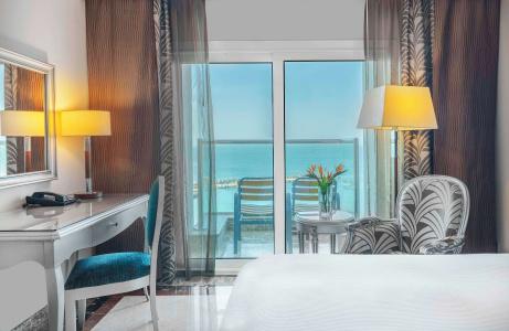 Hilton Alexandria Corniche - 42