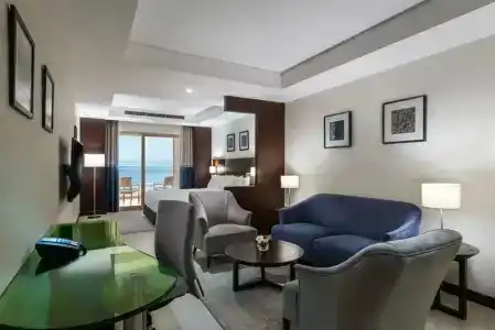 DoubleTree by Hilton Aqaba - 3