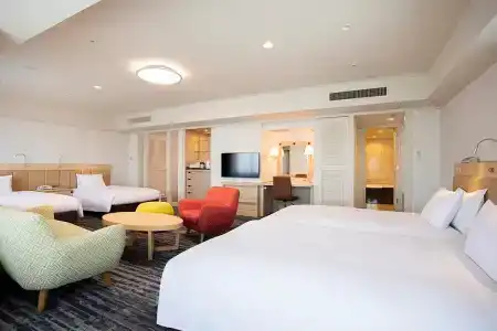 Nikko Kansai Airport - 3 mins walk to the airport - 47