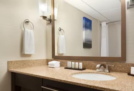 Embassy Suites by Hilton Will Rogers Airport - 38