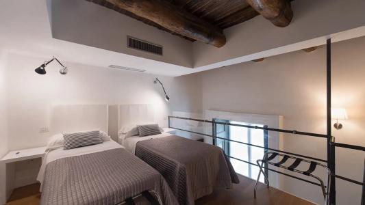Santa Chiara Boutique - 70