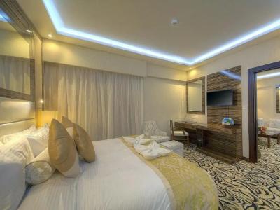 Orchid Vue - 23