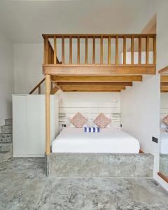 Bliss Dhigurah - 43