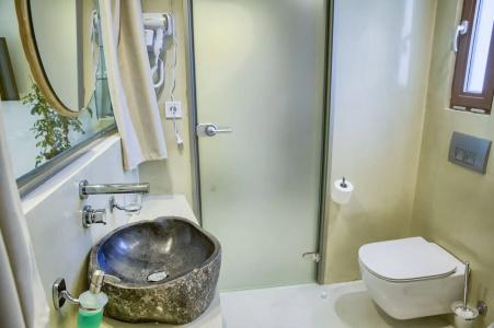 Alia Luxury Suites - 68