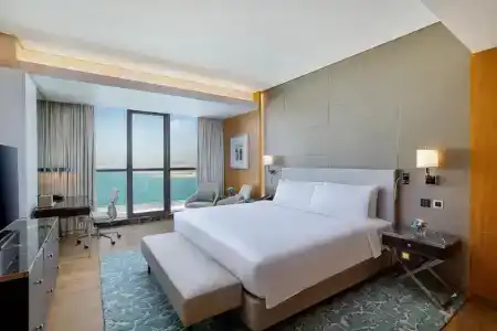 Hilton Dubai Palm Jumeirah - 6