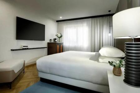 Hyatt Regency Hesperia - 57