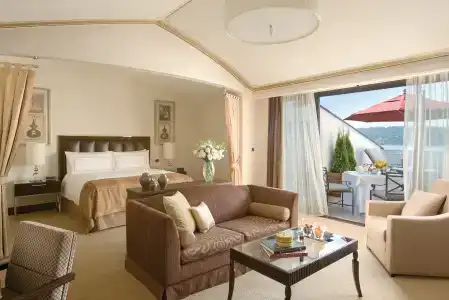 Four Seasons Istanbul at the Bosphorus - 64