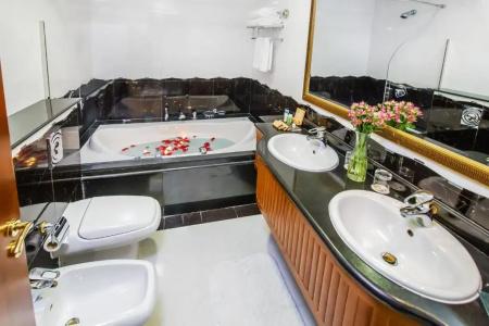 Grand Excelsior - Bur Dubai - 34