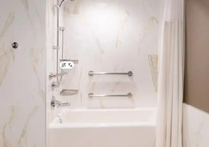 Beverly Hills Marriott - 91