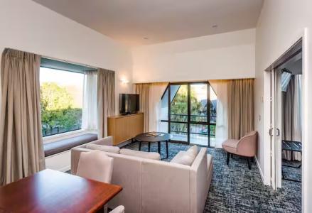 Chateau On The Park -, A Doubletree By Hilton - 61