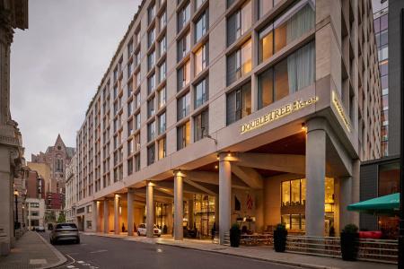 DoubleTree by Hilton London - Tower of London - 0