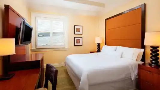 Moana Surfrider, A Westin Resort & Spa, Waikiki Beach - 64