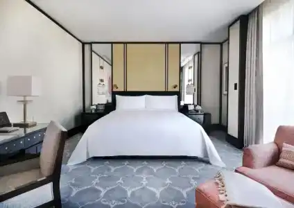 The Peninsula - 52