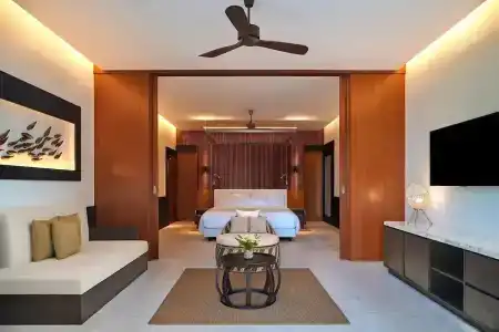 The Westin Maldives Miriandhoo Resort - 7