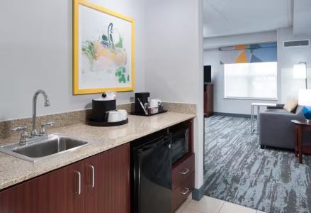 Hampton Inn & Suites-Bricktown - 44