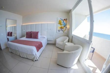Ons Oceanfront - 57