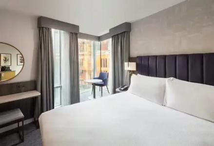 DoubleTree by Hilton Manchester Piccadilly - 23