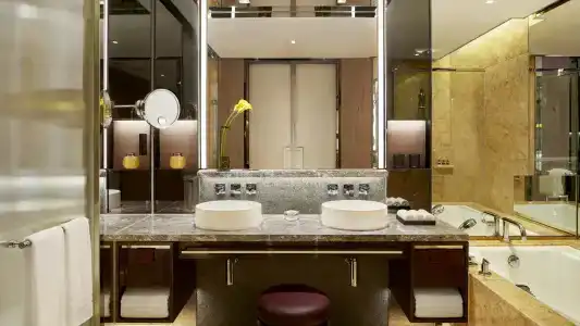 Four Seasons - 57