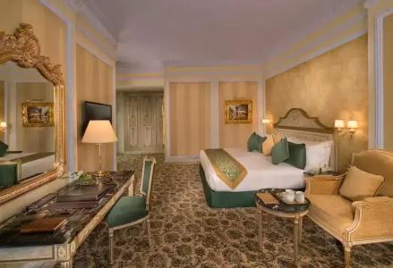 Royal Rose - 38