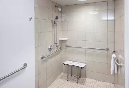 Hampton Inn & Suites-Bricktown - 37