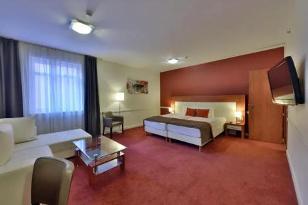 City Inn - 7
