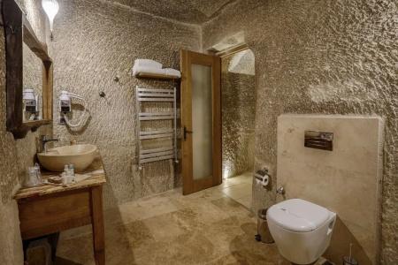 Hera Cave Suites - 176