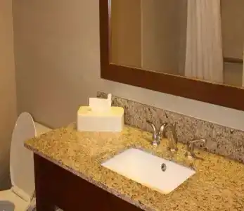 Ramada by Wyndham Denver International Airport - 32