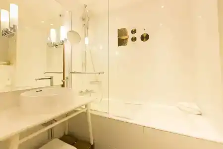 Hôtel du Triangle d'Or - 63