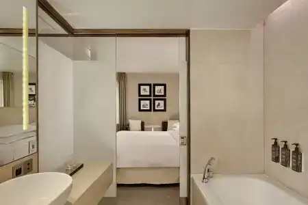 Sheraton Grand & Spa - 77