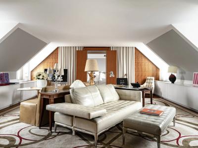 Hôtel Le Royal Monceau Raffles Paris - 77