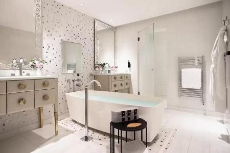 Mandarin Oriental - 43