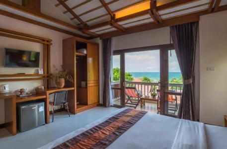 Lanta Miami Resort - 11