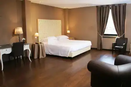 Th Roma - Carpegna Palace - 56