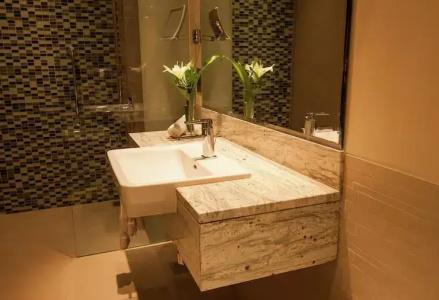Hilton Dead Sea Resort & Spa - 57