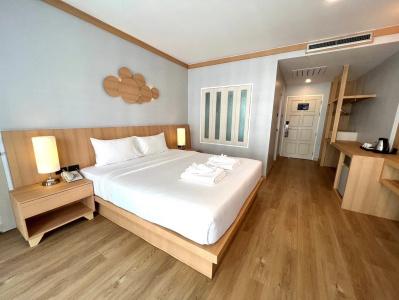 Amata Patong - 67