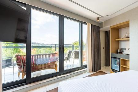 Mayla Golden Horn - 34