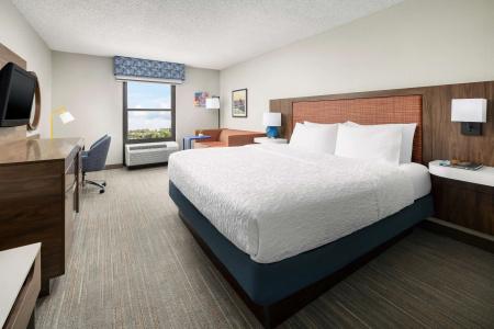 Hampton Inn - 5