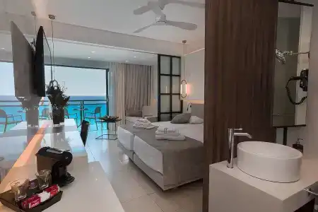 Calypso Beach - 6