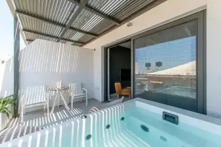 Porta Suites - 99