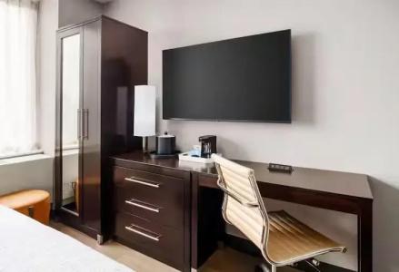 Hampton Inn Times Square Central - 75
