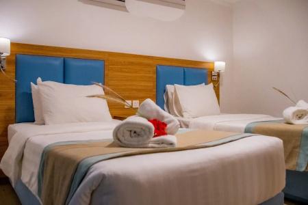 Sandy Beach & Resort - 94