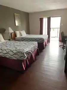 Bear Mount Inn & Suites - 2