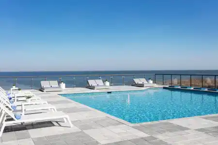 Deltas by Marriott Virginia Beach Bayfront Suites - 16