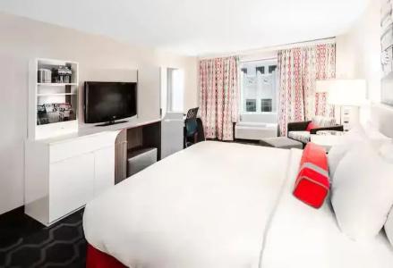 The Curtis- a Doubletree By Hilton - 37