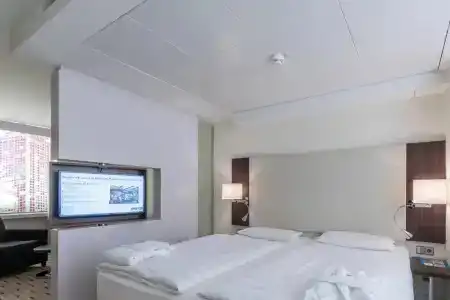 Park Inn by Radisson Berlin Alexanderplatz - 83