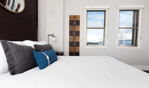 Harbor Court - 3